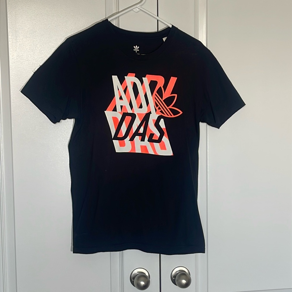 Adidas T-Shirt